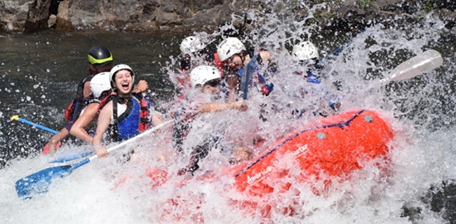 Whitewater rafting adventures for family reunions