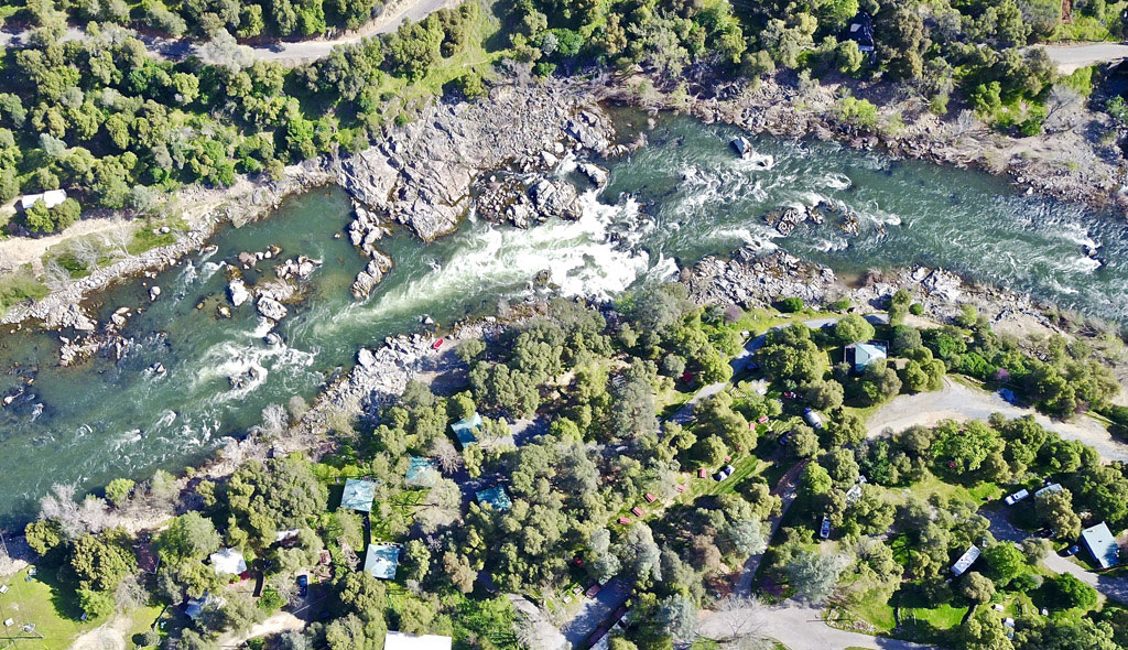 Camping & Lodging American River Resort