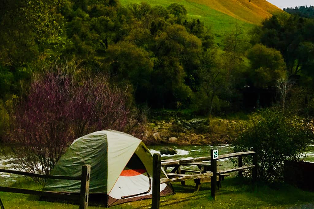 camping-landing-page-river-view-camping
